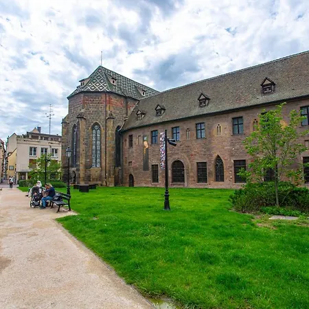 Centre - Balcon - Parking Gratuit
