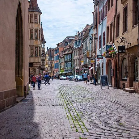 Centre - Balcon - Parking Gratuit アパート コルマール