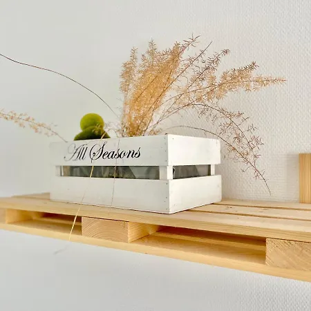 Centre - Balcon - Parking Gratuit アパート *