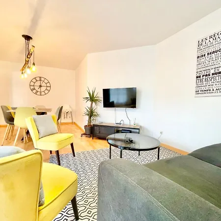 Centre - Balcon - Parking Gratuit